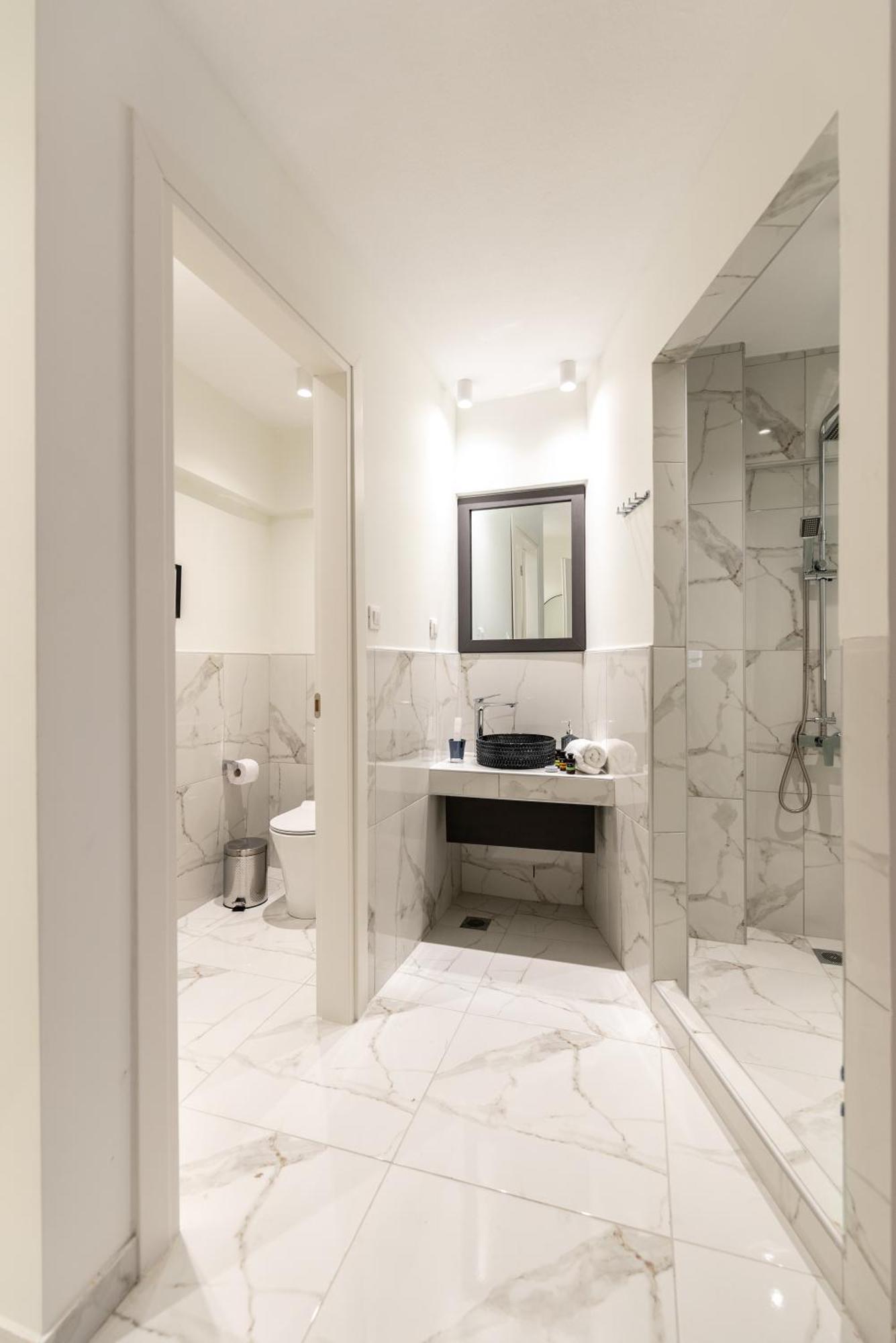 Mg Sapphire Junior Premium Suite Thessaloniki Exterior photo